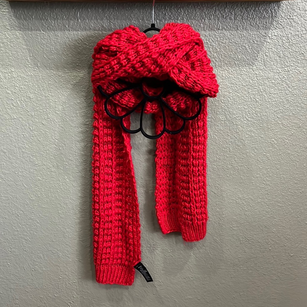 Red Scarf